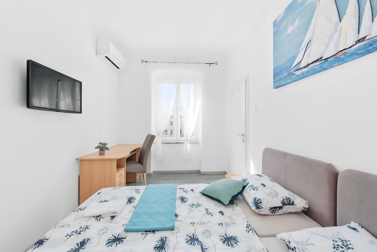 Apartamento Little Flower City Studio 5 - Rijeka Rent Exterior foto